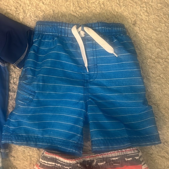 Toddler Boys Bathing Suit Bundle 3T - Picture 4 of 4